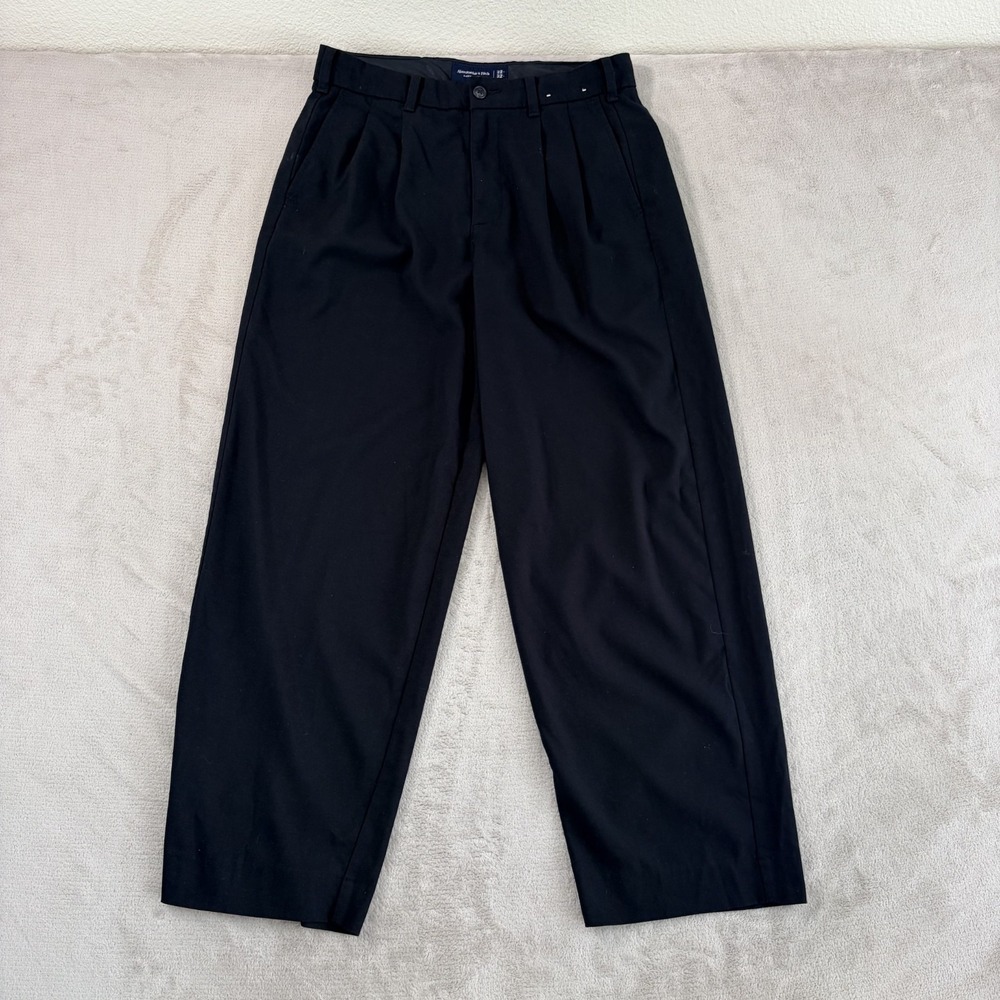 Abercrombie & Fitch Baggy Pleated Trouser Pants in Black Men 32x32 (Fits 32x28)